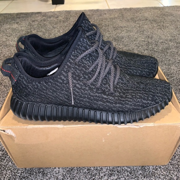 Yeezy 350 pirate blacks - Picture 2 of 6